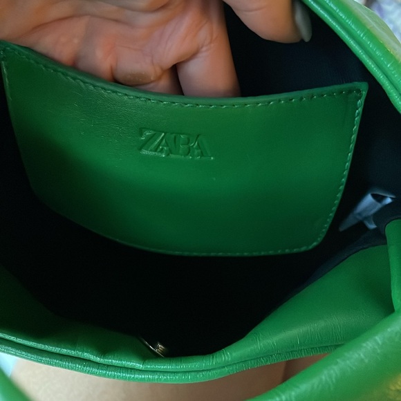 Green Leather Bag - Picture 5 of 7